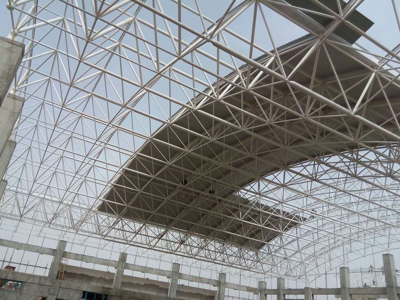 双鸭山一汽网架